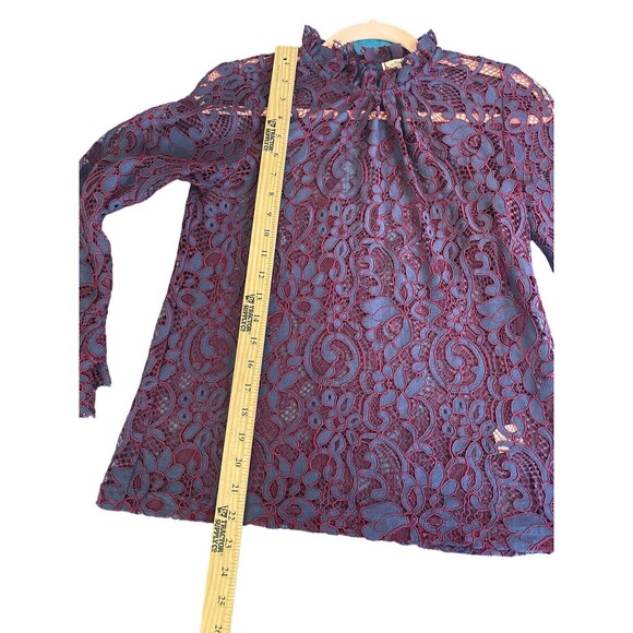 Willow & Clay Purple Navy High Neck All‎ Lace Shirt Ruffle Cuffs Size XSmall - Picture 9 of 13